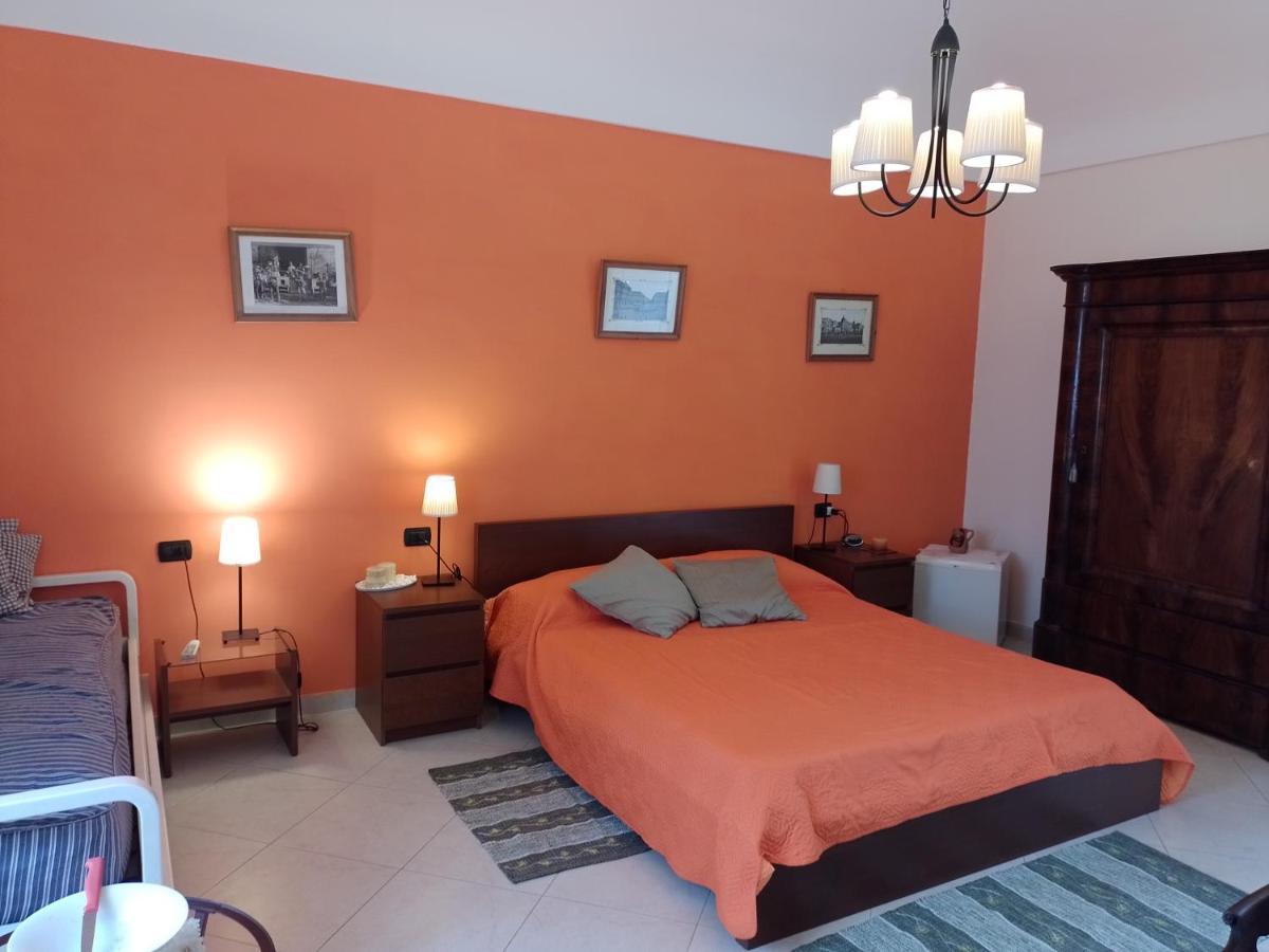B&B Cupole E Campanili เนเปิลส์ ภายนอก รูปภาพ